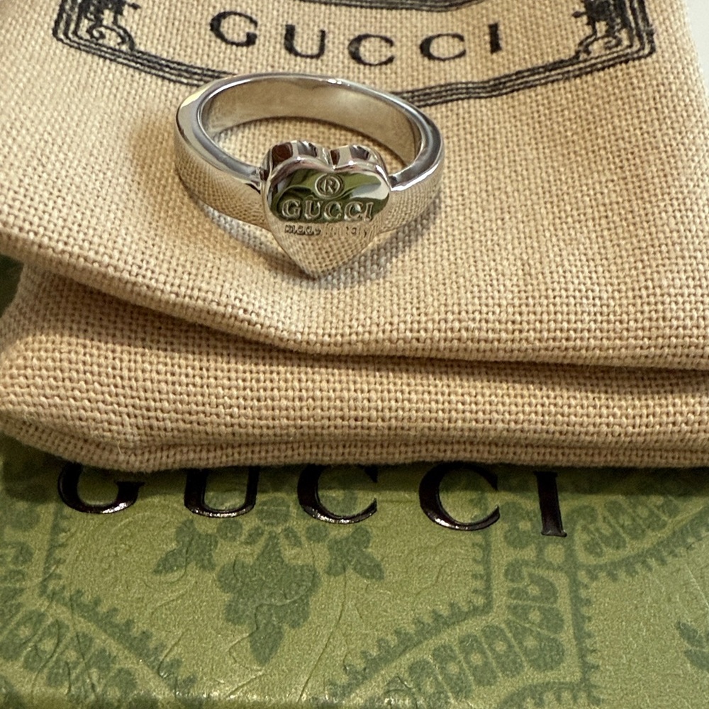 Gucci Silver Heart Ring